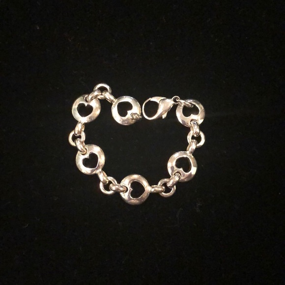 Sterling silver heart bracelet - Picture 3 of 6
